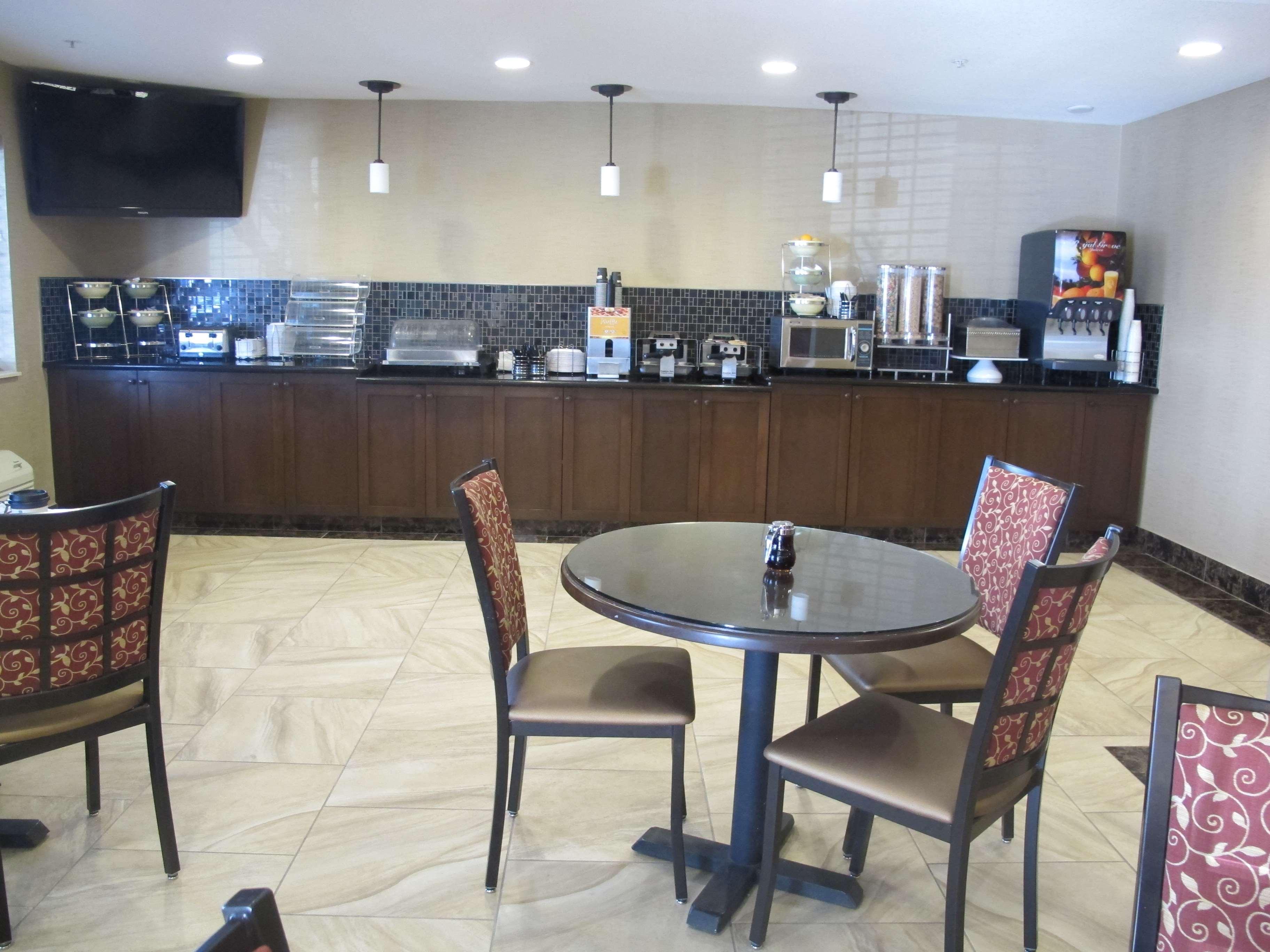 Best Western Plus La Fayette Hotel Et Spa Épinal Екстериор снимка